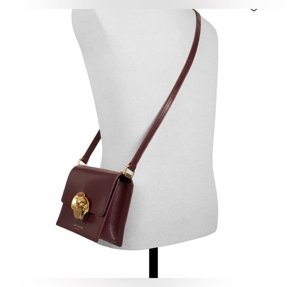 Ted Baker Rosalie Crossbody Bag – Burgundy with Gold Knot Hardware - Picture 4 of 16